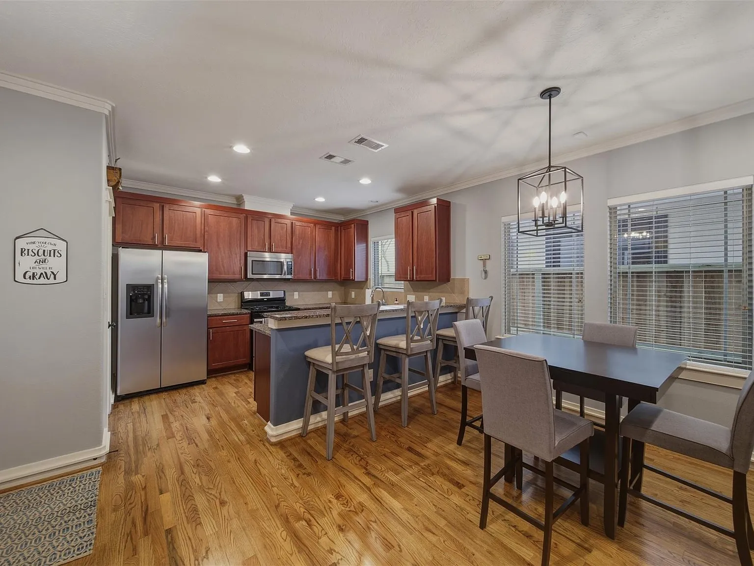 3 bed, 2.5 bath, 1643 sqft, $2,945 — Photo 1