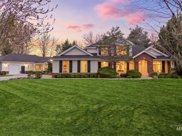 2958 W Champagne Ct, Eagle, ID 83616
