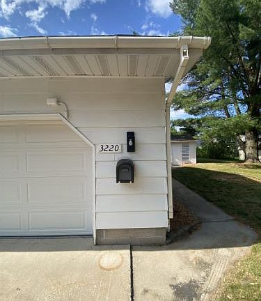 4th image of 3220 Reines St