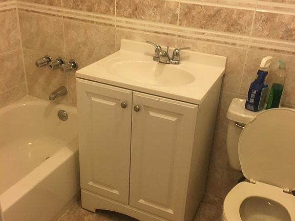 5th image of 62 Newberry Ave APT 1E