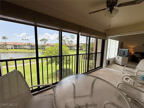 5590 Trailwinds Dr #421 Photo 1