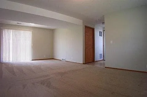 4227 N 172nd Ave — Photo 12