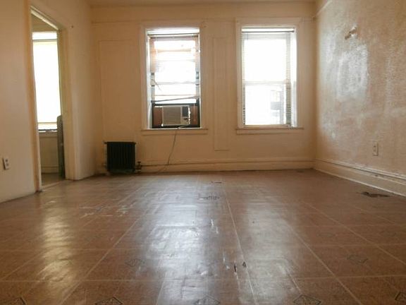 3rd image of 1715 Nelson Ave APT 1D