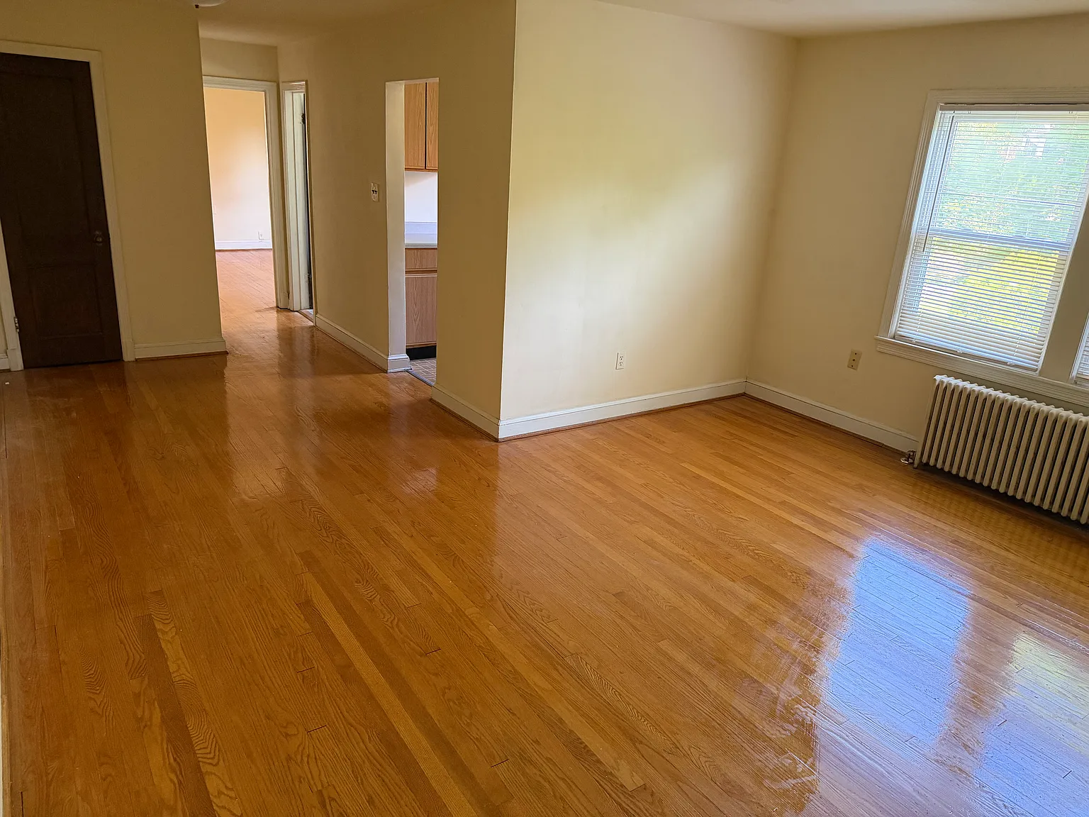 1401 N Kenilworth St — Photo 2