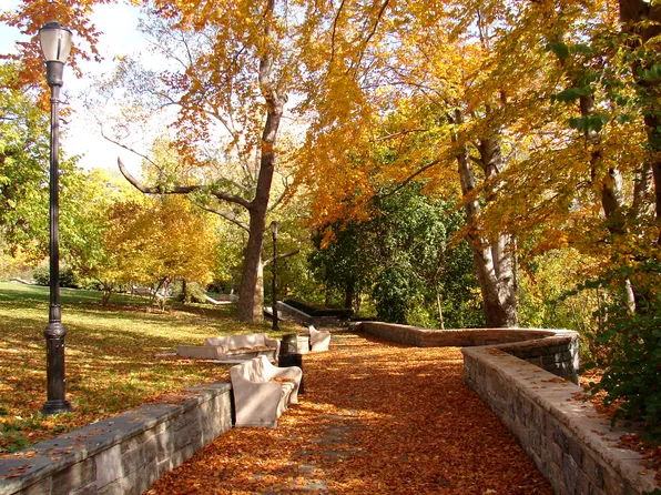 65 Park Terrace East image 30 of 33