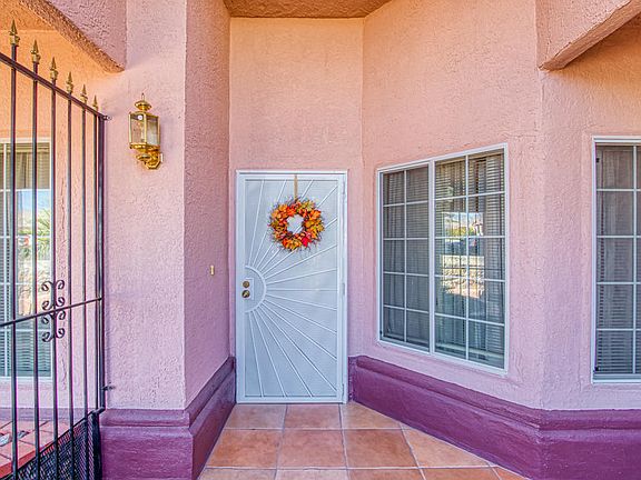 2nd image of 404 La Florida Dr