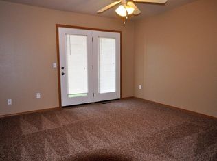 332 Pine St APT 201, Monett, MO 65708