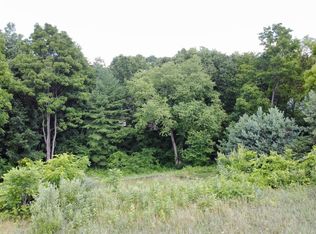 5633 Ciderberry Dr, Brighton, MI