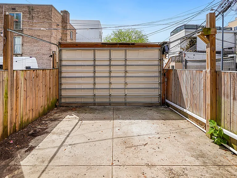 632 Q St NW — Photo 29