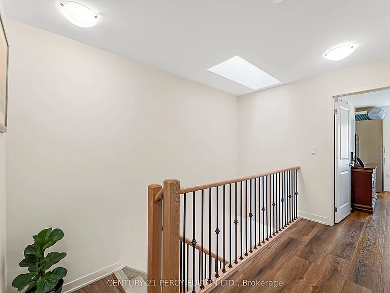 1695 Dersan St #506 — Photo 16