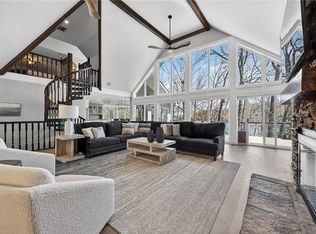 8354 Hopper Rd, Rogers, AR 72756