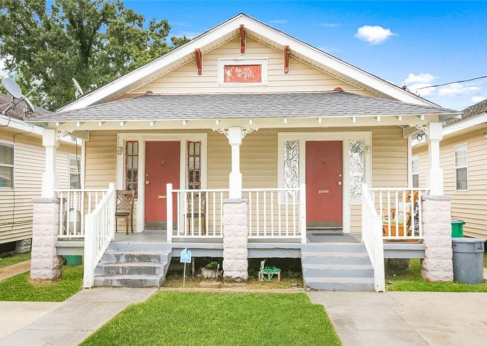 1st image of 547-49 Avenue E