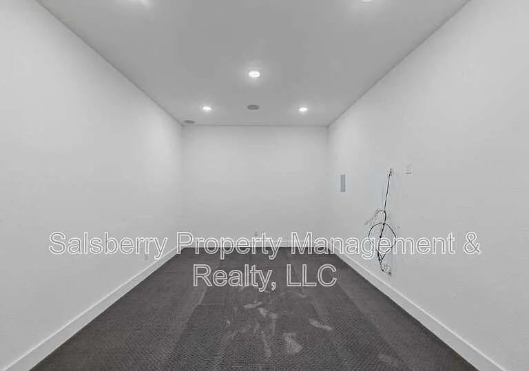 1790 Coopers Hawk Dr — Photo 18