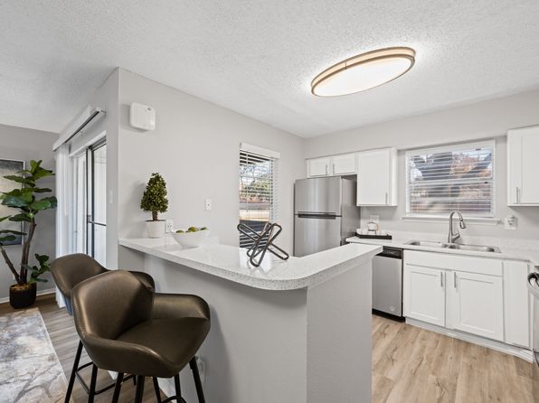 1811 E Frankford Rd APT 1901