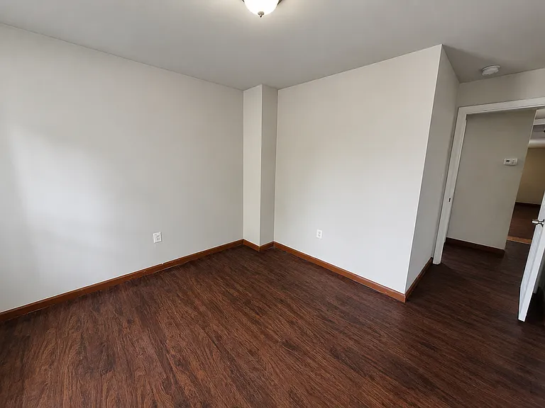 6041 Vine St #2 — Photo 8