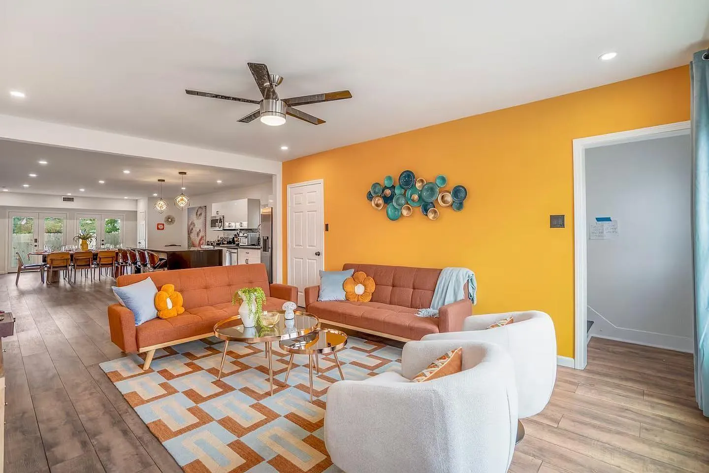 8 bed, 8.0 bath, 3498 sqft, $6,500 — Photo 3