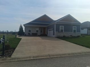 810 Spyglass Hill Dr, Bedford, IN 47421