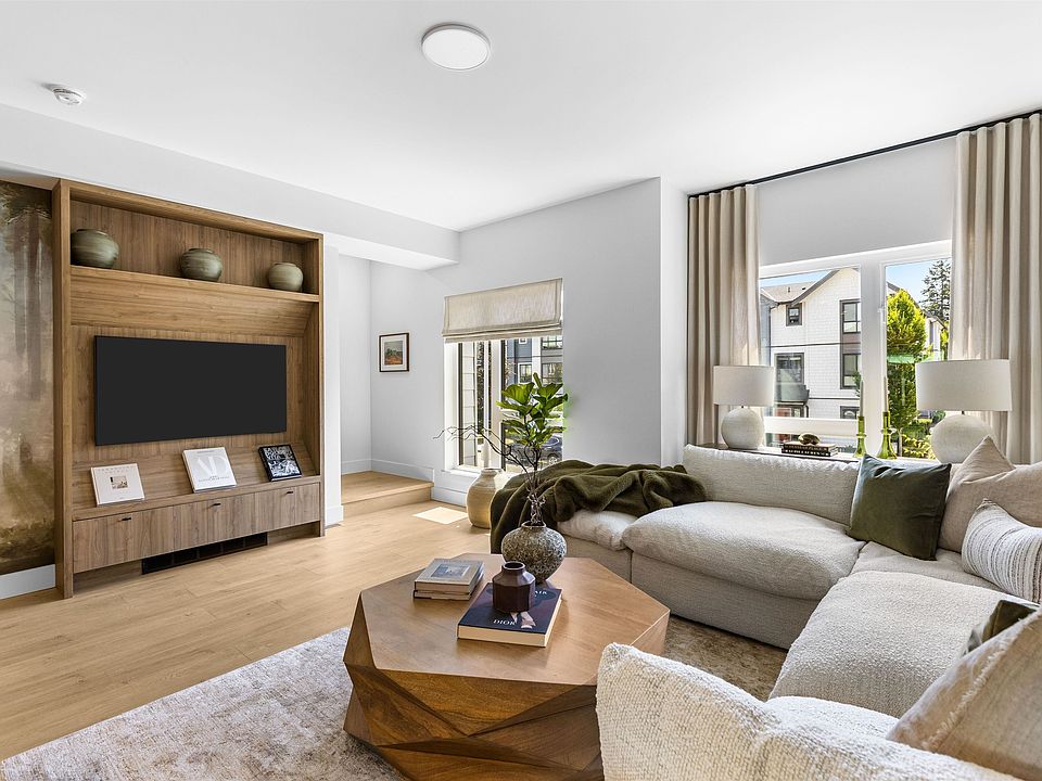 1st image of 16765 25th Ave #18