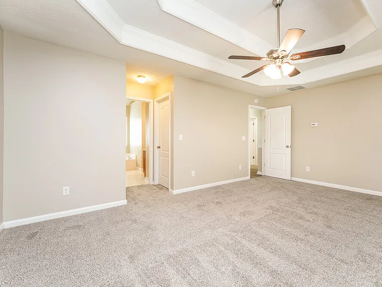 235 Shadowbrooke Cir — Photo 12