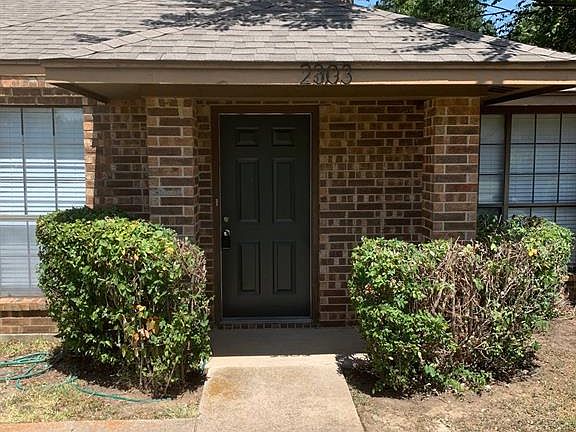 2nd image of 2303 Kingsford Ct