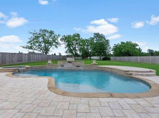 32303 Tall Oaks Way, Magnolia, TX 77354