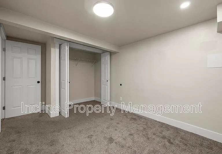 43 W 100 N — Photo 11