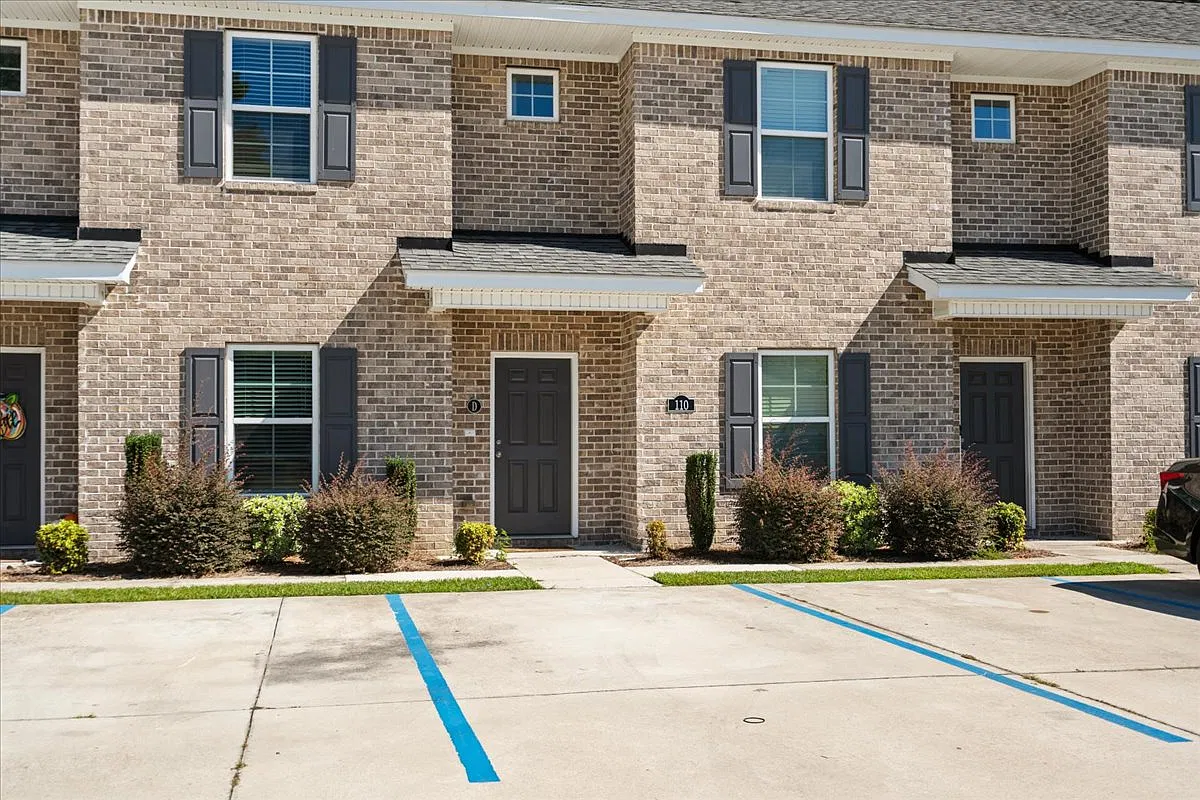 3552 Texas Rd — Photo 1