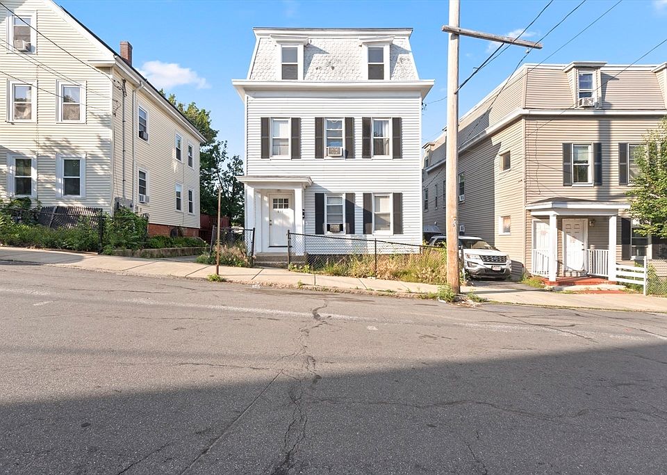 1st image of 13 1/2 Grove St