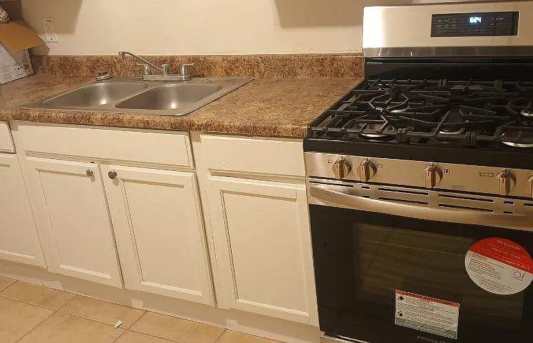3245 W Jefferson St #2 — Photo 6