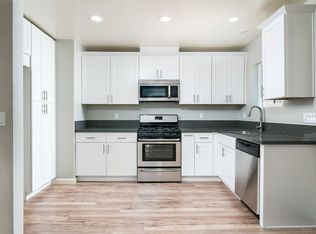 605 64th St, San Diego, CA 92114