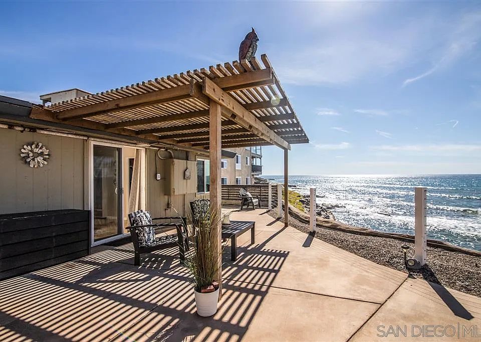 1st image of 1466-74 Pescadero Dr