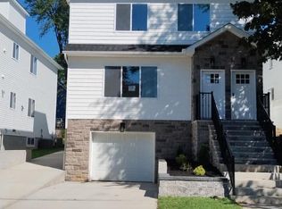 335 Oakland Ave, Staten Island, NY 10310