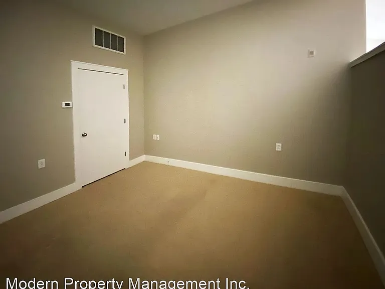 250 S Martin Luther King Blvd #314 — Photo 5