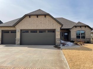 13409 Cobblestone Curve Rd, Oklahoma City, OK 73142