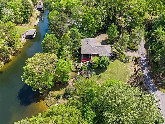 5th image of 290 Restful Ridge Rd