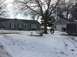 2156 Us Highway 150 E, Williamsfield, IL 61489