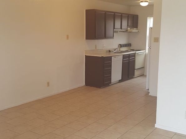 701 Cherry APT D
