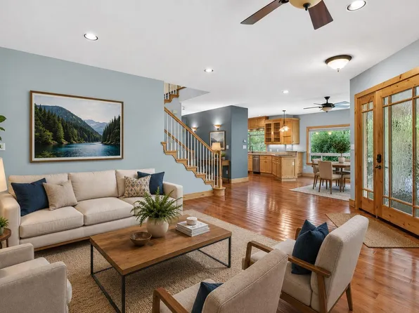 3773 Helms Rd, Grants Pass, OR 97527