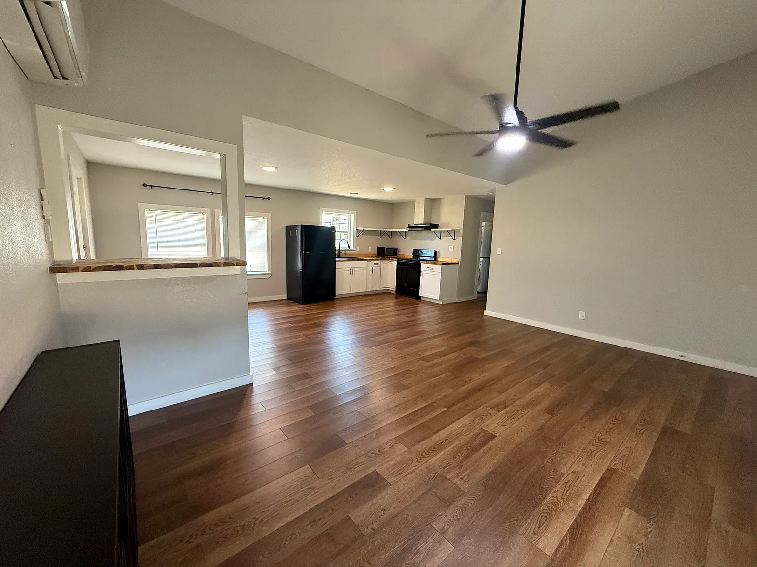 3 bed, 1100 sqft, $1,475 — Photo 4