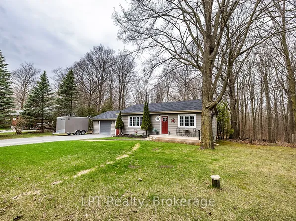 273 Reach St, Uxbridge, ON L9P 0N2