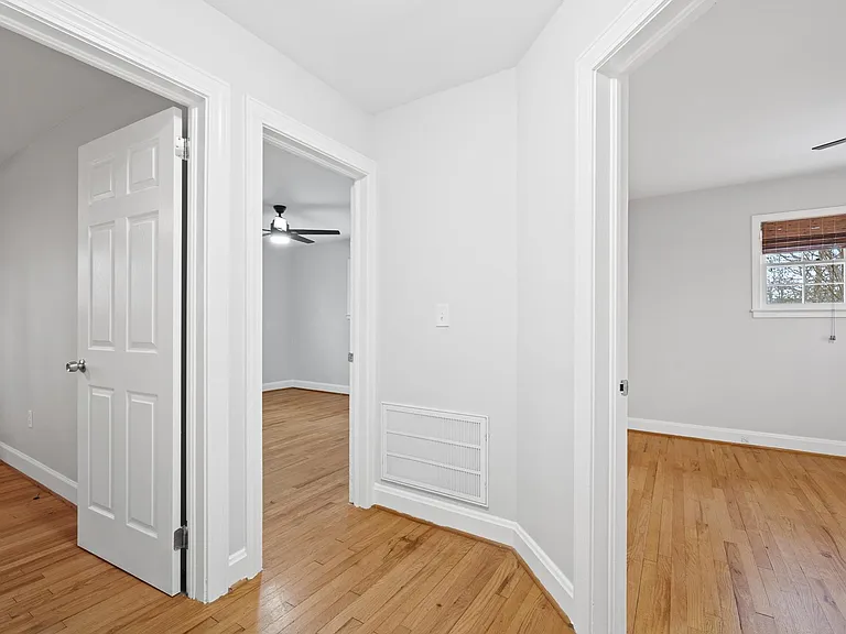 11 Howell Rd — Photo 15
