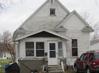 1811 4th St, Perry, IA 50220