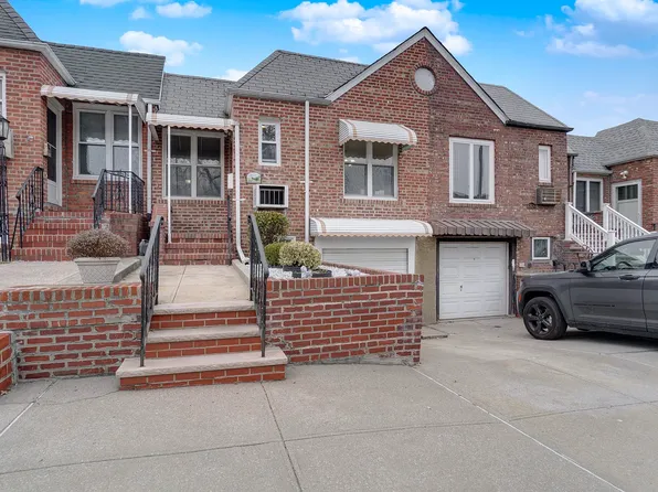 6807 60th Rd, Maspeth, NY 11378