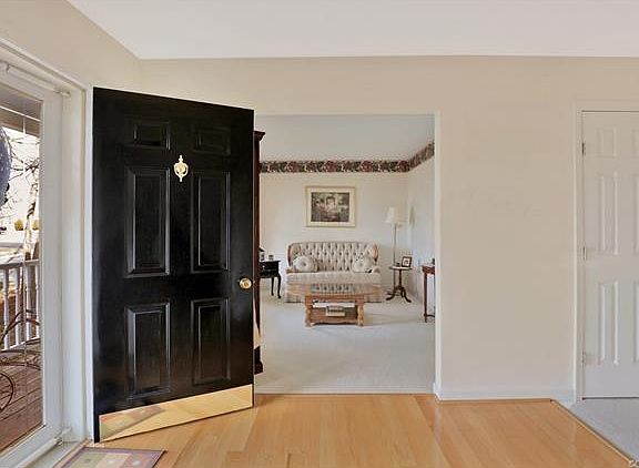 3rd image of 13825 Appleford Ct