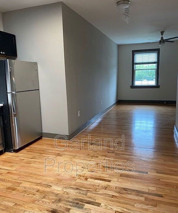 1st image of 821 Salem Ave SW #205