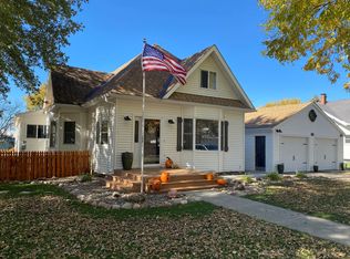 403 Park St, Woodbine, IA 51579