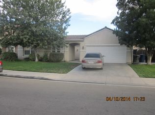 2206 Via Lazio Ave, Delano, CA