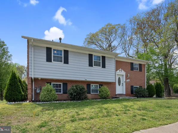 12604 Oakwood Dr, Woodbridge, VA 22192