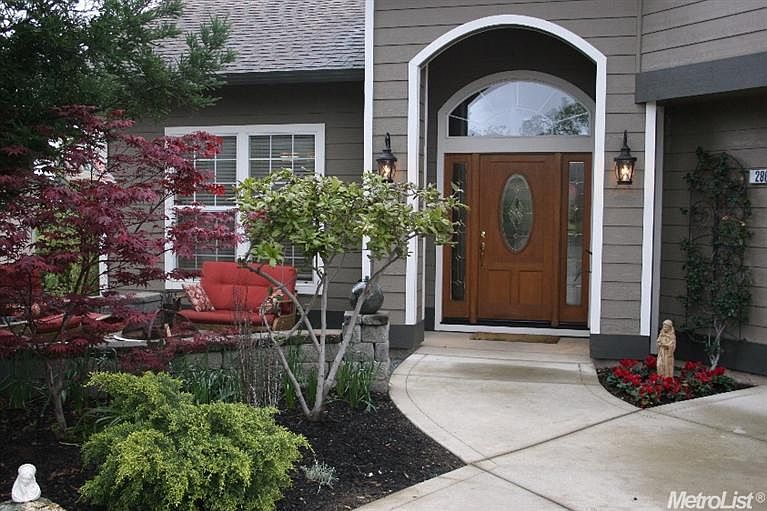 1st image of 286 Swenson Ct