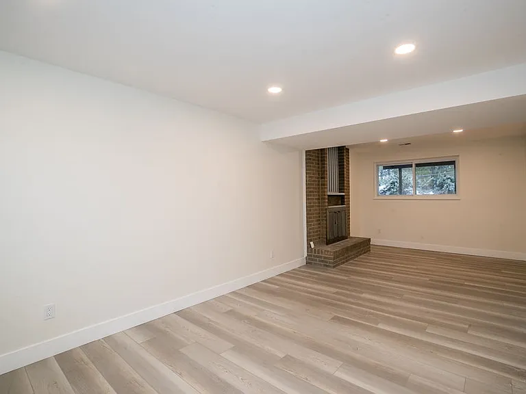 2308 S Lima St — Photo 18